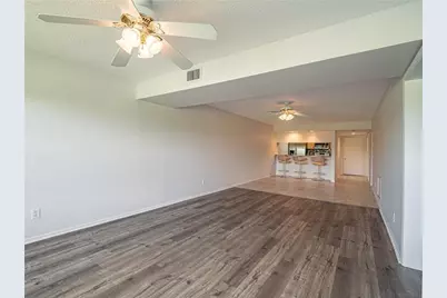 28 Plantation Drive #202, Vero Beach, FL 32966 - Photo 8