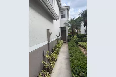 3675 San Simeon Circle, Weston, FL 33331 - Photo 2