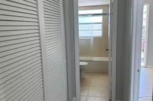 7605 NW 5th Ct, Margate, FL 33063 - Photo 4