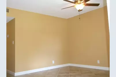 743 SE 1st Way, Deerfield Beach, FL 33441 - Photo 4