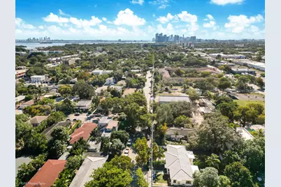 6820 NE 5th Avenue, Miami, FL 33138 - Photo 36