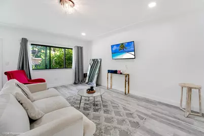 6820 NE 5th Avenue, Miami, FL 33138 - Photo 20