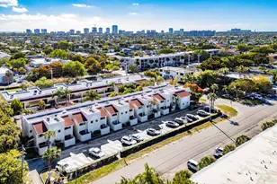 236 SE 10th Ave, Pompano Beach, FL 33060 - Photo 44