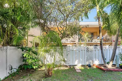 236 SE 10th Avenue, Pompano Beach, FL 33060 - Photo 40