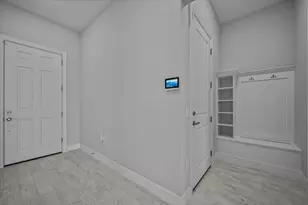 10366 Northbrook Cir, Palm Beach Gardens, FL 33412 - Photo 4