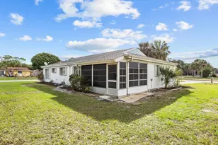 1673 SE Lyngate Dr, Port Saint Lucie, FL 34952 - Photo 20