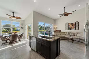 7408 Rockbridge Cir, Lake Worth, FL 33467 - Photo 18