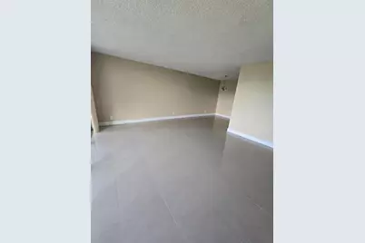 7051 Environ Boulevard, Lauderhill, FL 33319 - Photo 6