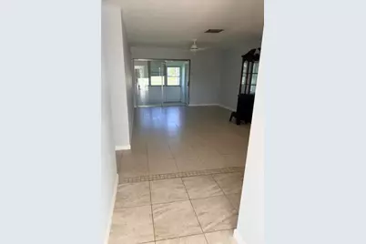 2804 E Crosley Drive E #M, West Palm Beach, FL 33415 - Photo 4