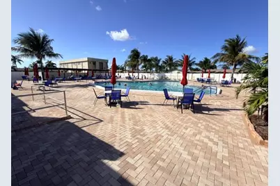 2804 E Crosley Drive E #M, West Palm Beach, FL 33415 - Photo 12