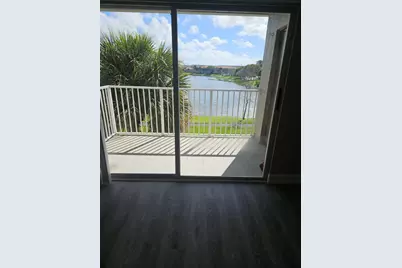 5011 Wiles Road #308, Coconut Creek, FL 33073 - Photo 2