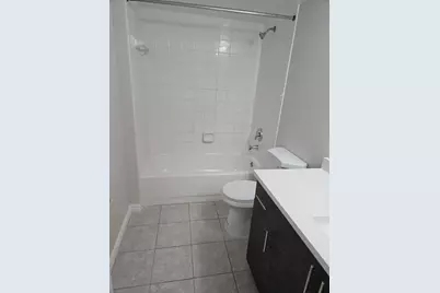 5011 Wiles Road #308, Coconut Creek, FL 33073 - Photo 4