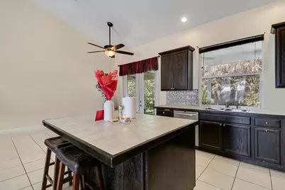 533 NW Avon Avenue, Port Saint Lucie, FL 34983 - Photo 20