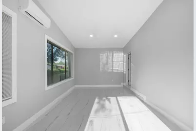 1300 NW 90th Street, Miami, FL 33147 - Photo 16