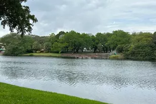 9450 Poinciana Pl, Davie, FL 33324 - Photo 22