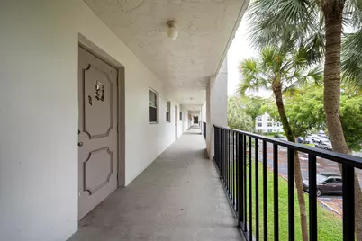 9450 Poinciana Place #301, Davie, FL 33324 - Photo 4