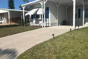 11 Del Sol, Port Saint Lucie, FL 34952 - Photo 2