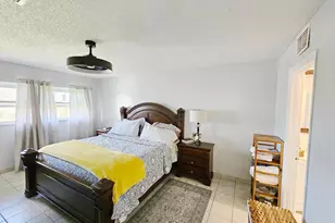 7807 Golf Cir Circle, Margate, FL 33063 - Photo 6