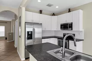 228 Lake Monterey Cir, Boynton Beach, FL 33426 - Photo 24