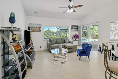 1935 Primrose Lane, Wellington, FL 33414 - Photo 18