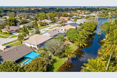 1935 Primrose Lane, Wellington, FL 33414 - Photo 40