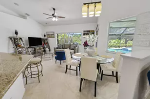 1935 Primrose Ln, Wellington, FL 33414 - Photo 10