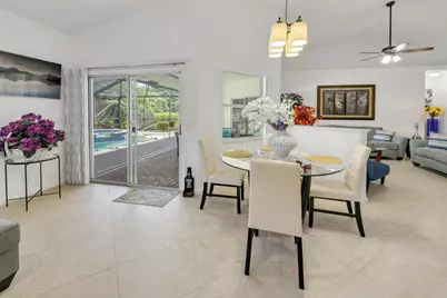 1935 Primrose Lane, Wellington, FL 33414 - Photo 10