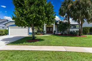 1935 Primrose Ln, Wellington, FL 33414 - Photo 2