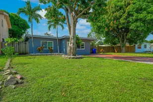 6824 SW 5th St, Pembroke Pines, FL 33023 - Photo 1