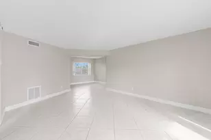 4141 NW 44th Ave, Lauderdale Lakes, FL 33319 - Photo 4