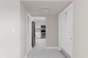 4141 NW 44th Ave, Lauderdale Lakes, FL 33319 - Photo 10