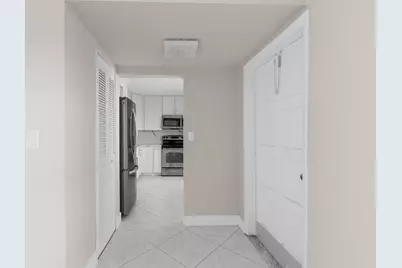 4141 NW 44th Avenue #224, Lauderdale Lakes, FL 33319 - Photo 8