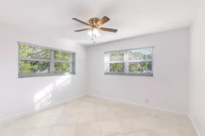 10693 N Military Trail #14, Palm Beach Gardens, FL 33410 - Photo 8