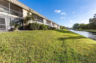 10693 N Military Trl, Palm Beach Gardens, FL 33410 - Photo 18