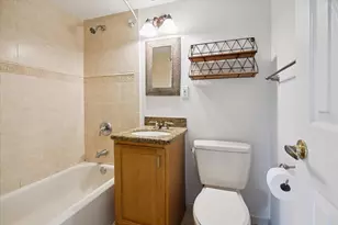 924 SE 2nd St, Fort Lauderdale, FL 33301 - Photo 8