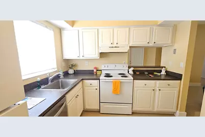 1881 NW 96th Terrace #7f, Pembroke Pines, FL 33024 - Photo 1