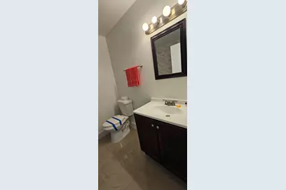 1881 NW 96th Terrace #7f, Pembroke Pines, FL 33024 - Photo 8