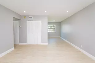 2209 NE 2nd St, Pompano Beach, FL 33062 - Photo 4