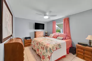 4631 NW 45th Ct, Tamarac, FL 33319 - Photo 12