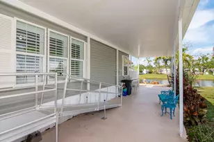 43 W Caribbean, Port Saint Lucie, FL 34952 - Photo 10