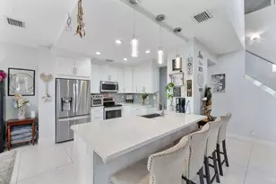 12538 NW 57th Ct, Coral Springs, FL 33076 - Photo 4