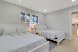 523 Club Dr, Palm Beach Gardens, FL 33418 - Photo 24