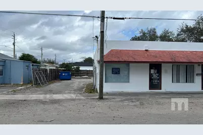 100 NW 1st Street, Hallandale Beach, FL 33009 - Photo 4