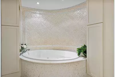 2001 SE Sailfish Point Boulevard #212, Stuart, FL 34996 - Photo 24