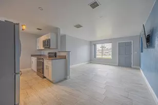 2007 Kenwood Rd, West Palm Beach, FL 33409 - Photo 8