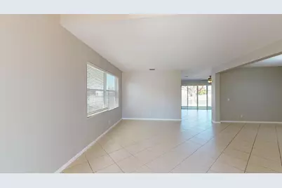 155 Bella Vista Way, Royal Palm Beach, FL 33411 - Photo 6