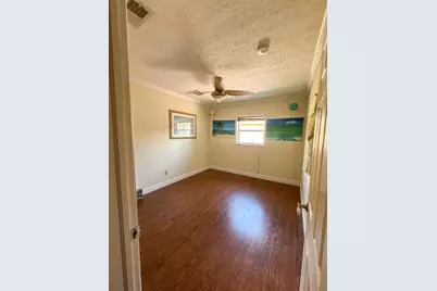 253 SW Chapman Avenue, Port Saint Lucie, FL 34984 - Photo 16