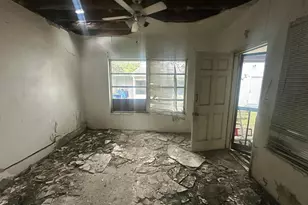 223 SE 4th St, Hallandale Beach, FL 33009 - Photo 8