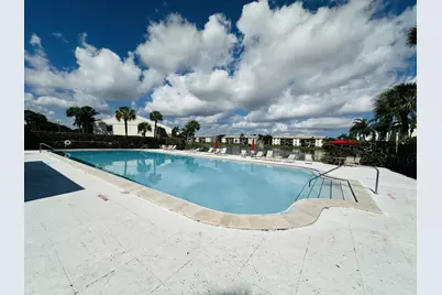1110 Green Pine Boulevard #B2, West Palm Beach, FL 33409 - Photo 10