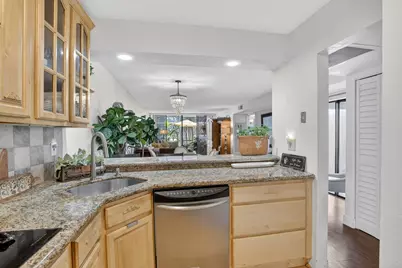 1533 Fairway Road, Pembroke Pines, FL 33026 - Photo 10